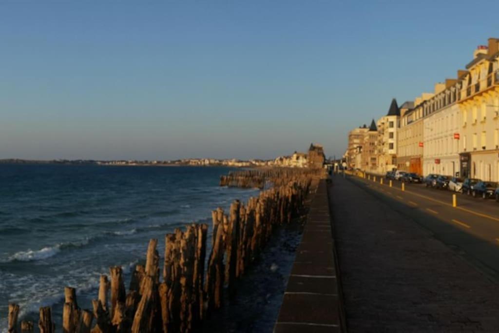 Appartement A 30M De La Plage Du Sillon. سان مالو المظهر الخارجي الصورة